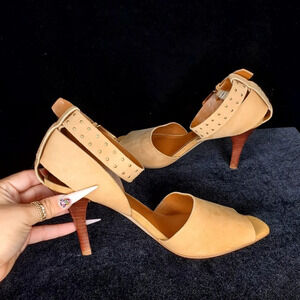 Franco Sarto Camel Pepita Suede Heels